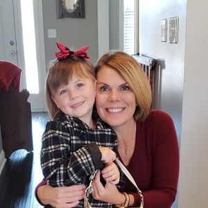 Meet your Posher, Niki